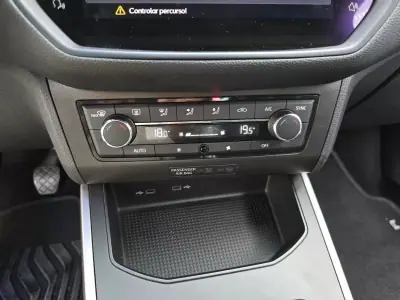 SEAT Arona 2020 - 14500 EUR, 61900 km - AUTO.MOTO.pt - 61900km - foto 27 de 42