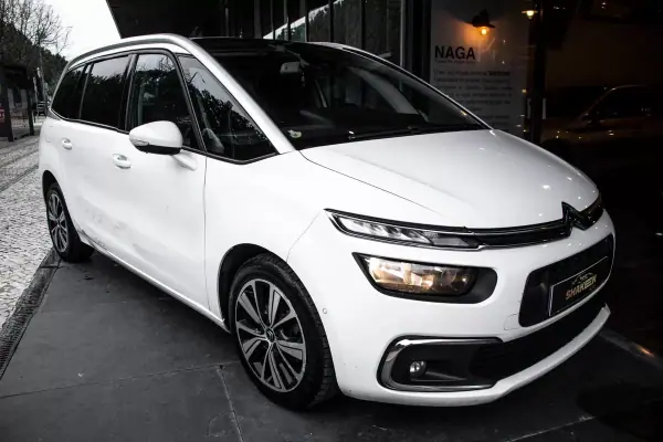 Citroën Grand C4 Spacetourer 2018 - 9900 EUR, 367153 km - AUTO.MOTO.pt - 367153km - foto 4 de 37