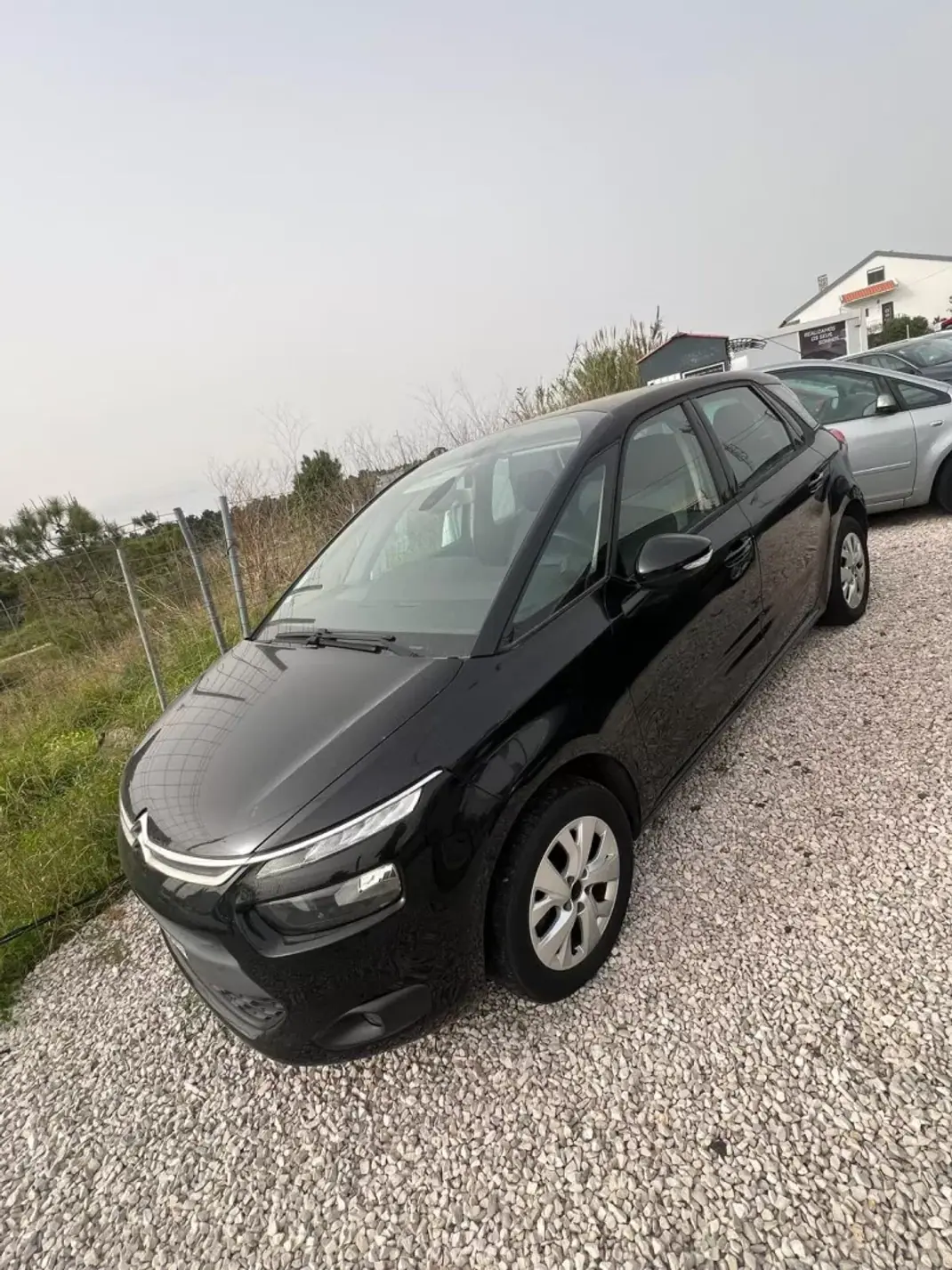 Citroën C4 Picasso 2015 - 6990 EUR, 180000 km - AUTO.MOTO.pt - 180000km - foto 1 de 6