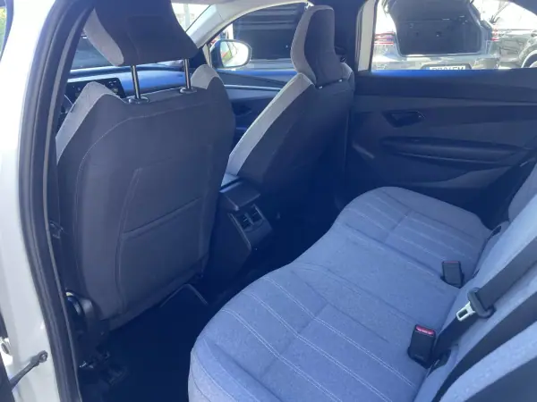 Renault Mégane E-Tech 2022 - 23900 EUR, 75483 km - AUTO.MOTO.pt - 75483km - foto 16 de 30