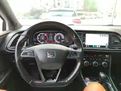 SEAT Leon ST 2019 - 13000 EUR, 158000 km - 158000km - foto 14 de 15