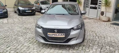 Peugeot e-208 2022 - 18800 EUR, 18060 km - 18060km - foto 2 de 20