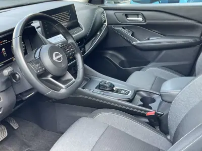 Nissan Qashqai 2023 - 25900 EUR, 99000 km - AUTO.MOTO.pt - 99000km - foto 7 de 12