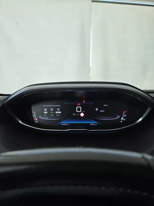 Peugeot 3008 2019 - 18640 EUR, 104863 km - AUTO.MOTO.pt - 104863km - foto 16 de 25