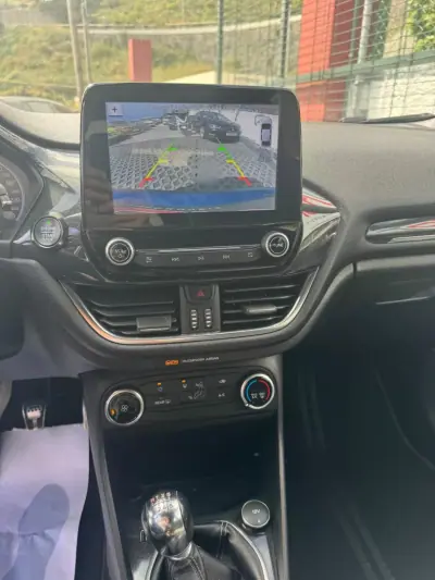 Ford Fiesta 2019 - 22990 EUR, 111300 km - AUTO.MOTO.pt - 111300km - foto 10 de 15