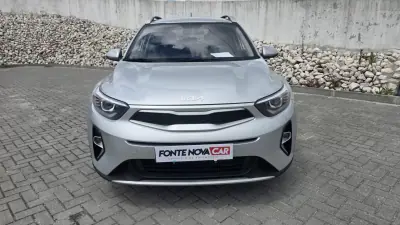 Kia Stonic 2023 - 17450 EUR, 27500 km - AUTO.MOTO.pt - 27500km - foto 5 de 18