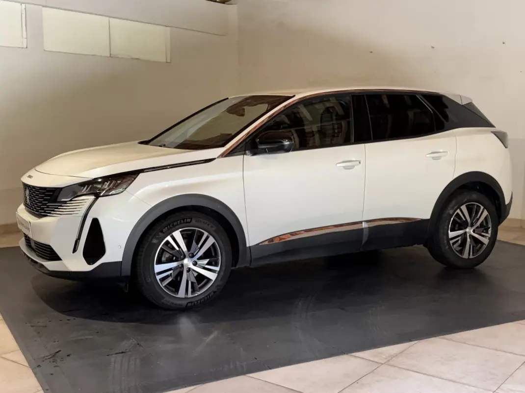 Peugeot 3008 2023 - 29900 EUR, 70916 km - AUTO.MOTO.pt - 70916km - foto 4 de 22