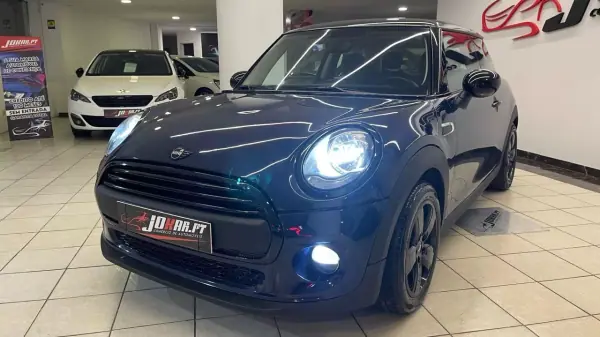 MINI One 2014 - 10990 EUR, 229990 km - AUTO.MOTO.pt - 229990km - foto 3 de 36