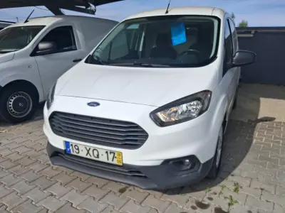 Ford Transit Courier 2019 - 9700 EUR, 214000 km - AUTO.MOTO.pt - 214000km - foto 3 de 15