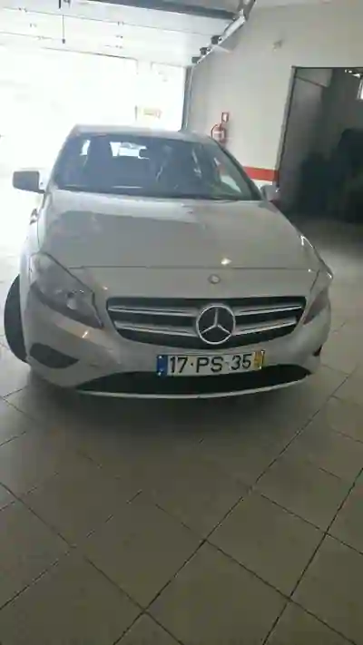 Mercedes-Benz A-Class 2015 - 13500 EUR, 261000 km - foto 1 de 4