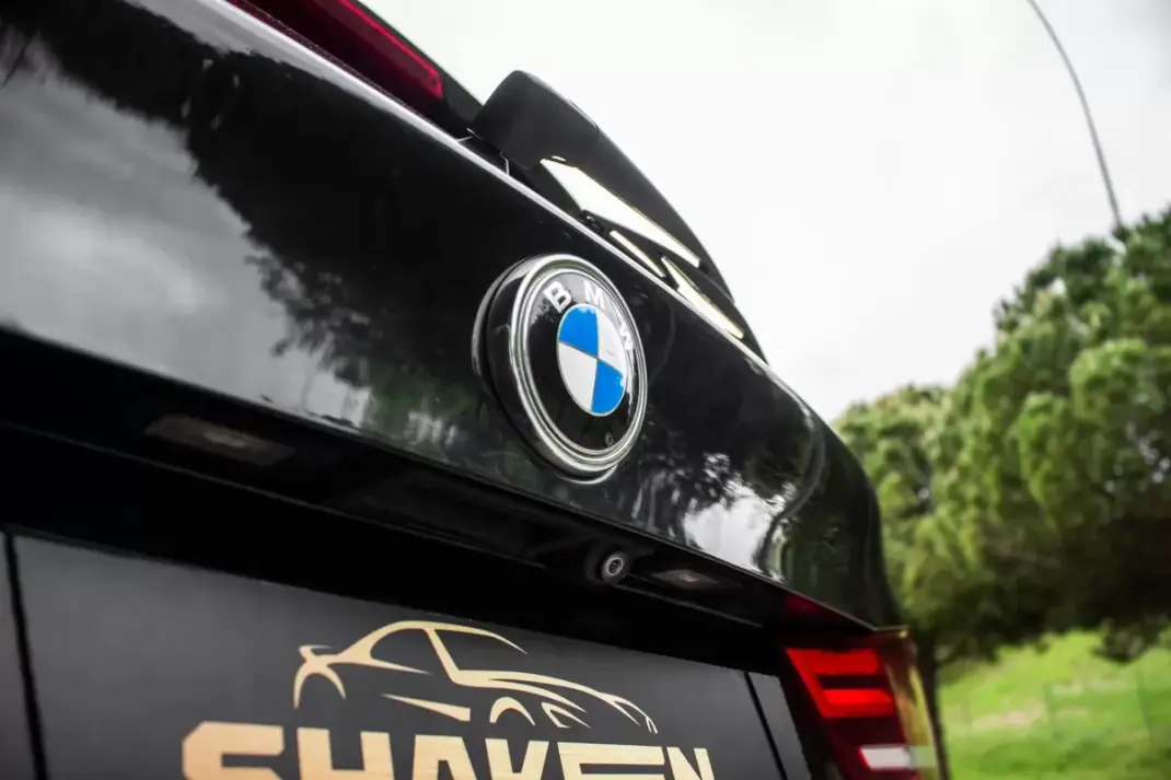 BMW X5 2015 - 27900 EUR, 170106 km - AUTO.MOTO.pt - 170106km - foto 12 de 44