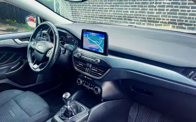 Ford Focus SW 2020 - 16250 EUR, 79000 km - AUTO.MOTO.pt - 79000km - foto 2 de 13