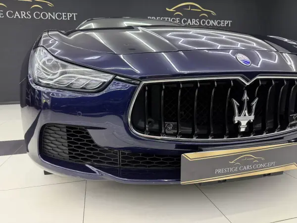 Maserati Ghibli 2014 - 36950 EUR, 112382 km - AUTO.MOTO.pt - 112382km - foto 9 de 50