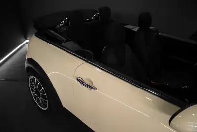 MINI COOPER CABRIO 2015 — foto 5 de 15