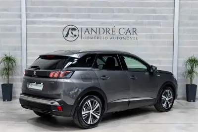 Peugeot 3008 2021 - 24950 EUR, 17936 km - AUTO.MOTO.pt - 17936km - foto 6 de 49