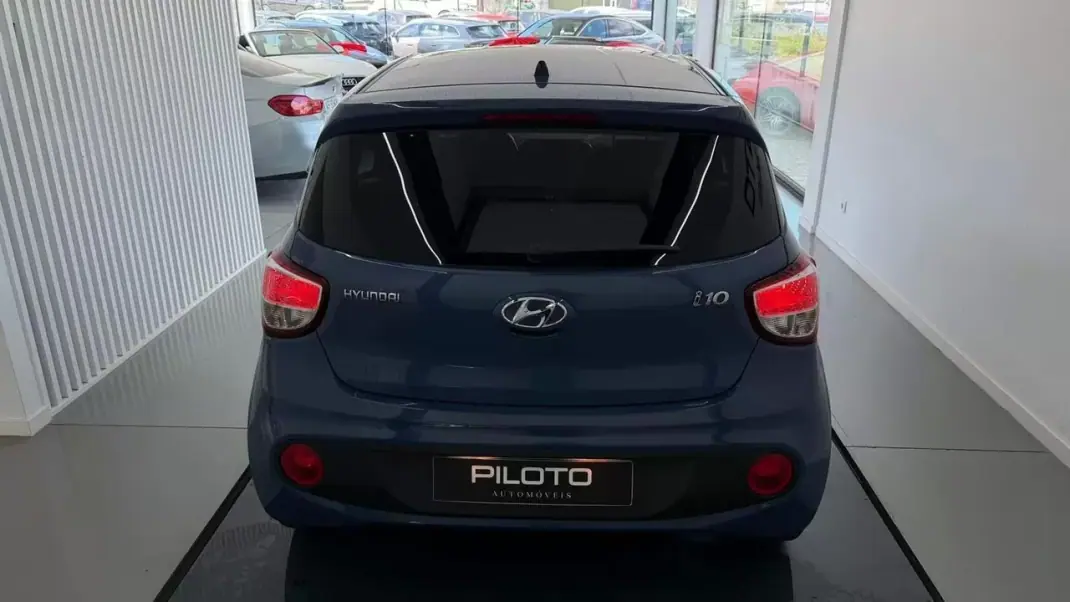 Hyundai i10 2018 - 10990 EUR, 68000 km - AUTO.MOTO.pt - 68000km - foto 7 de 25
