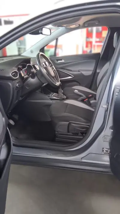 Opel Crossland X 2019 - 13490 EUR, 97717 km - AUTO.MOTO.pt - 97717km - foto 9 de 16