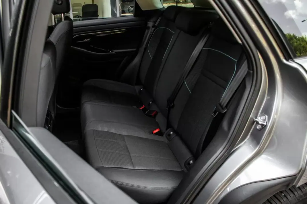 Land Rover Range Rover Evoque 2020 - 32990 EUR, 84922 km - AUTO.MOTO.pt - 84922km - foto 32 de 56