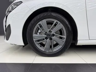 Peugeot 308 2022 - 17950 EUR, 187113 km - AUTO.MOTO.pt - 187113km - foto 18 de 42