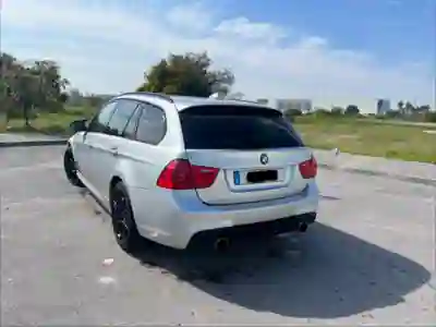 BMW 320 2011 - 7750 EUR, 263000 km - AUTO.MOTO.pt - 263000km - foto 5 de 15