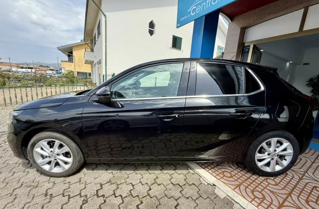 Opel Corsa 2022 - 15950 EUR, 70000 km - AUTO.MOTO.pt - 70000km - foto 6 de 30
