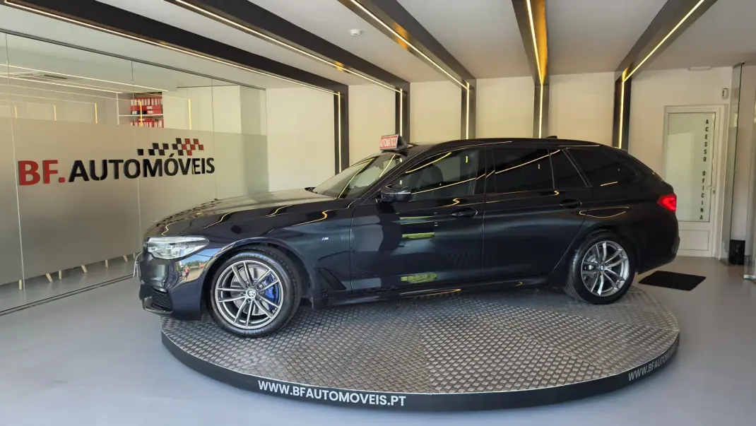 BMW 525 2019 - 31500 EUR, 84679 km - AUTO.MOTO.pt - 84679km - foto 14 de 67
