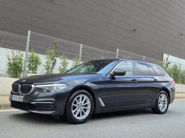 BMW 520 2017 - 19900 EUR, 171000 km - AUTO.MOTO.pt - 171000km - foto 16 de 19