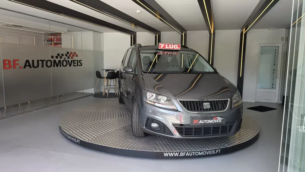 SEAT Alhambra 2011 - 11750 EUR, 235491 km - 235491km - foto 10 de 54