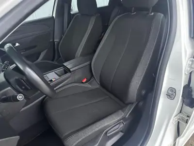 Peugeot 308 SW 2022 - 17900 EUR, 142043 km - AUTO.MOTO.pt - 142043km - foto 8 de 17