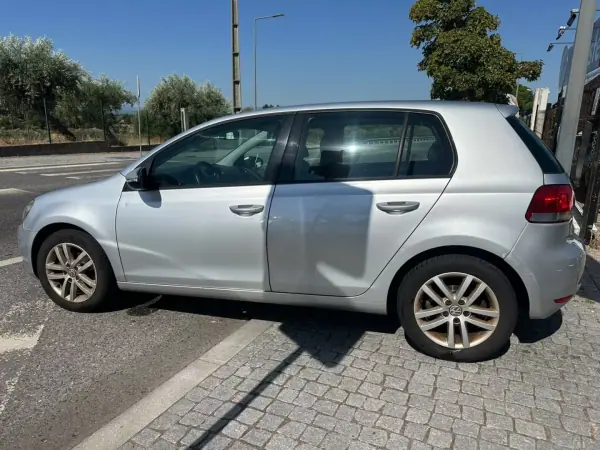 Volkswagen Golf other_Outro 2009 Diesel — 296 870 km · Braganca Volkswagen Golf other_Outro 2009 Diesel