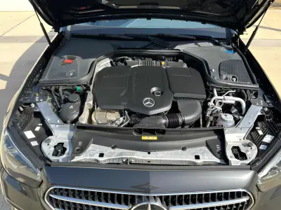 Mercedes-Benz E 300 2020 - 33900 EUR, 120000 km - AUTO.MOTO.pt - 120000km - foto 3 de 10
