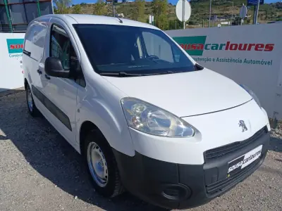 Peugeot Partner 2012 - 5750 EUR, 317861 km - foto 6 de 20