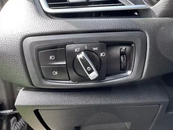 BMW 218 Active Tourer 2014 - 13900 EUR, 150000 km - AUTO.MOTO.pt - 150000km - foto 26 de 60