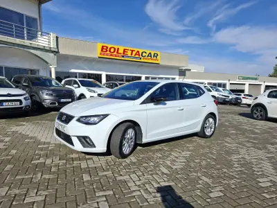 SEAT Ibiza 2023 - 18250 EUR, 32700 km - AUTO.MOTO.pt - 32700km - foto 2 de 28