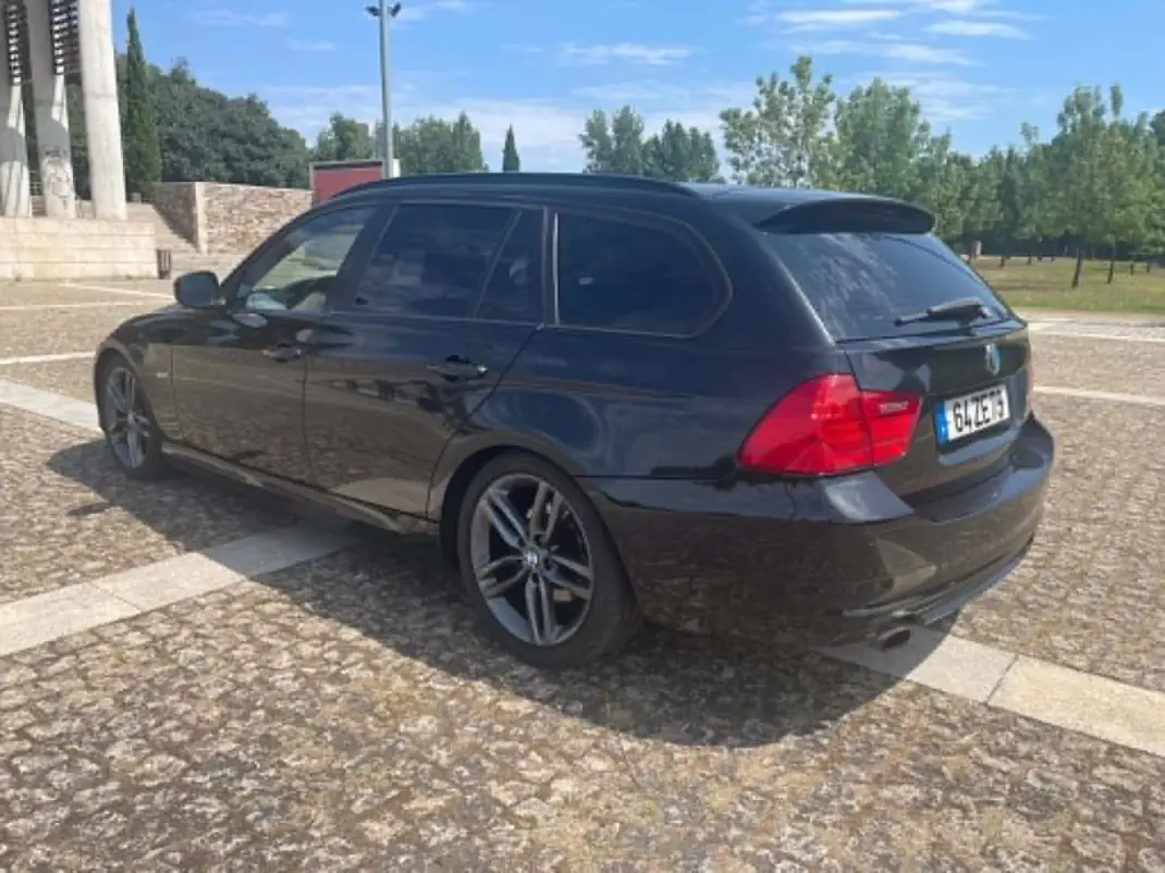 BMW 318 2011 - 11490 EUR, 290000 km - AUTO.MOTO.pt - 290000km - foto 5 de 9