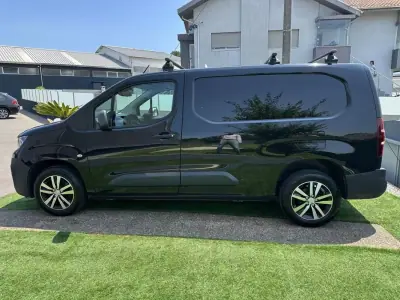 Peugeot Partner 1.5HDI 3lugares 2019 - 12900 EUR, 117000 km - AUTO.MOTO.pt - 117000km - foto 10 de 52
