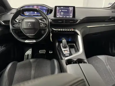 Peugeot 3008 2019 - 18990 EUR, 67000 km - AUTO.MOTO.pt - 67000km - foto 11 de 22