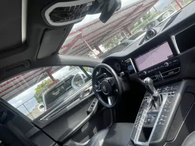 Porsche Macan 2020 - 82490 EUR, 90300 km - 90300km - foto 11 de 13