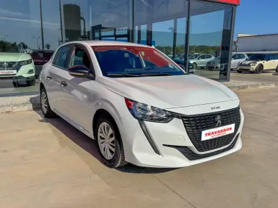 Peugeot 208 2020 - 12500 EUR, 135174 km - foto 3 de 8