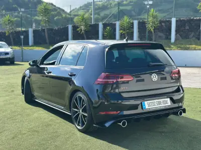 Volkswagen Golf 2019 - 31700 EUR, 98053 km - AUTO.MOTO.pt - 98053km - foto 4 de 20
