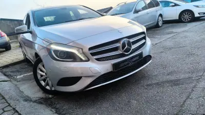 Mercedes-Benz A 180 2014 - 15800 EUR, 180000 km - AUTO.MOTO.pt - 180000km - foto 19 de 23