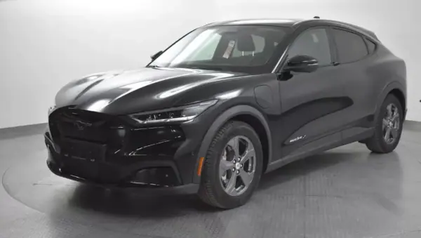 Ford Mustang Mach-E 2022 - 29000 EUR, 28000 km - AUTO.MOTO.pt - 28000km - foto 5 de 10
