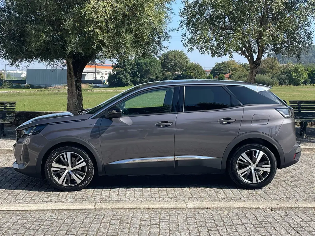 Peugeot 3008 2022 - 22900 EUR, 46000 km - 46000km - foto 9 de 37