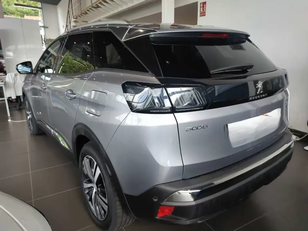 Peugeot 3008 2021 - 21500 EUR, 149989 km - 149989km - foto 15 de 19