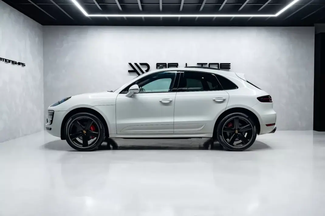 Porsche Macan 2016 - 47950 EUR, 132000 km - 132000km - foto 15 de 53