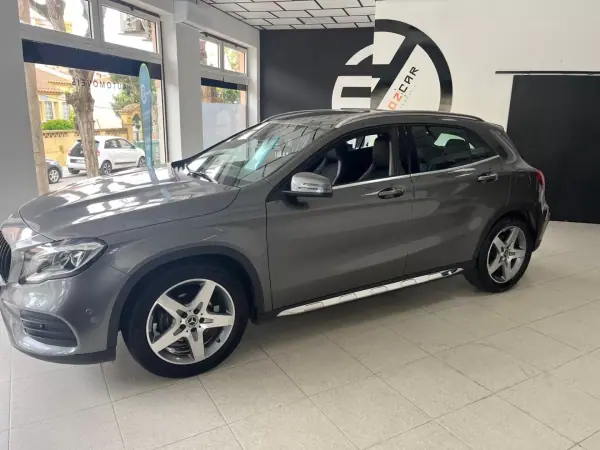 Mercedes-Benz GLA 200 2019 - 27500 EUR, 144556 km - AUTO.MOTO.pt - 144556km - foto 2 de 9