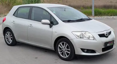 Toyota Auris 2009 - 4750 EUR, 291081 km - 291081km - foto 5 de 17