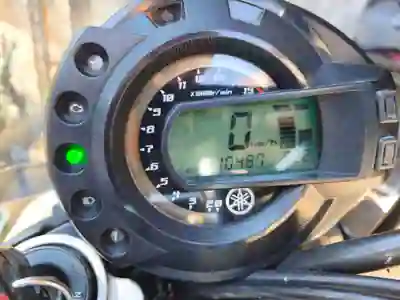 Yamaha FZ 6 2004 - 3000 EUR, 10487 km - 10487km - foto 7 de 7