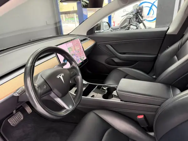 Tesla Model 3 2019 - 28500 EUR, 74000 km - AUTO.MOTO.pt - 74000km - foto 14 de 26