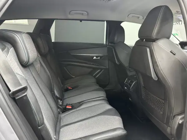 Peugeot 5008 2021 - 21900 EUR, 142000 km - AUTO.MOTO.pt - 142000km - foto 19 de 38